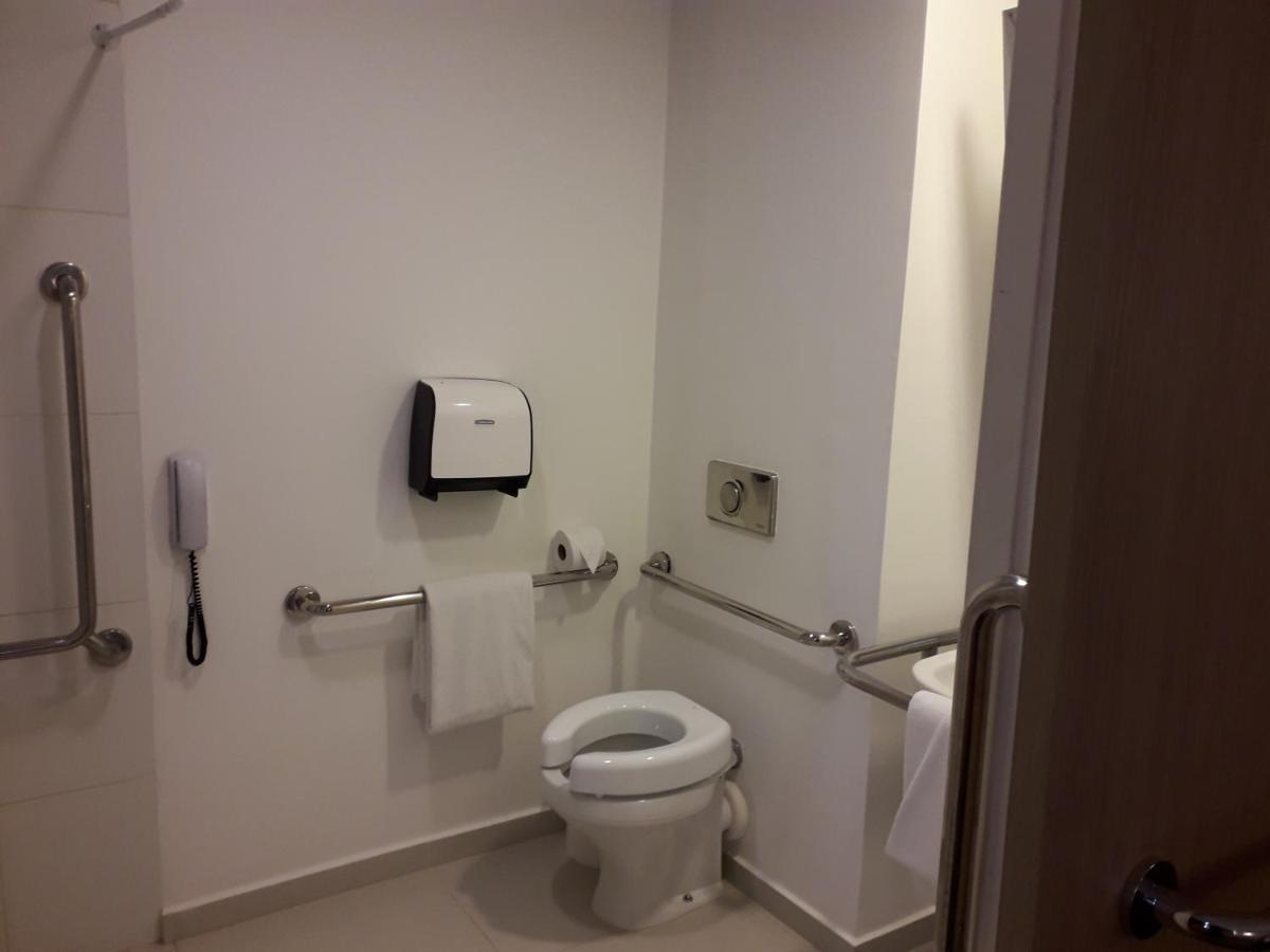 Ibis Budget Озаску Екстер'єр фото