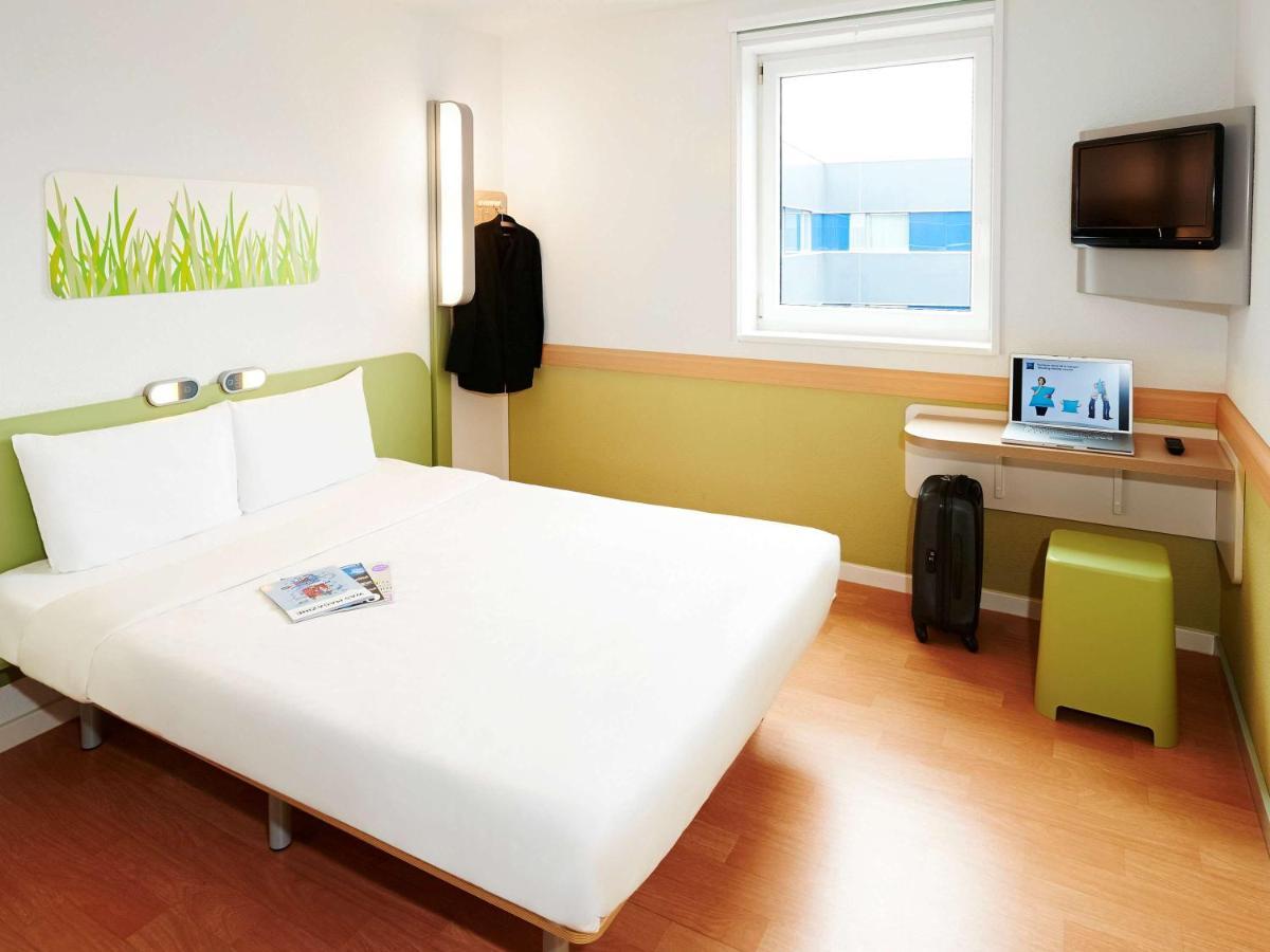 Ibis Budget Озаску Екстер'єр фото