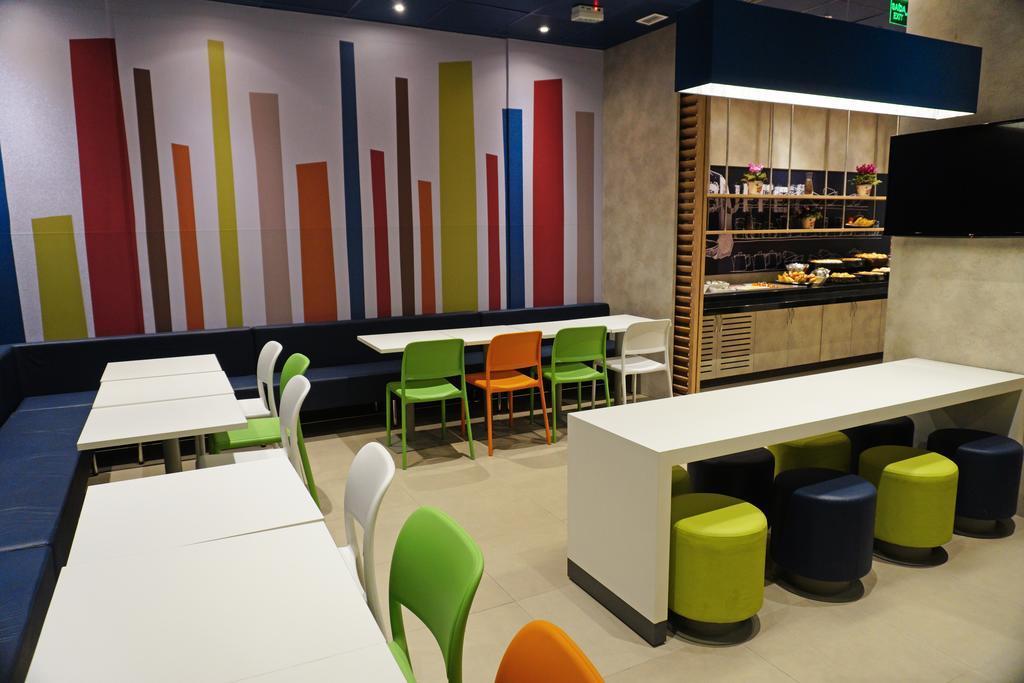 Ibis Budget Озаску Екстер'єр фото