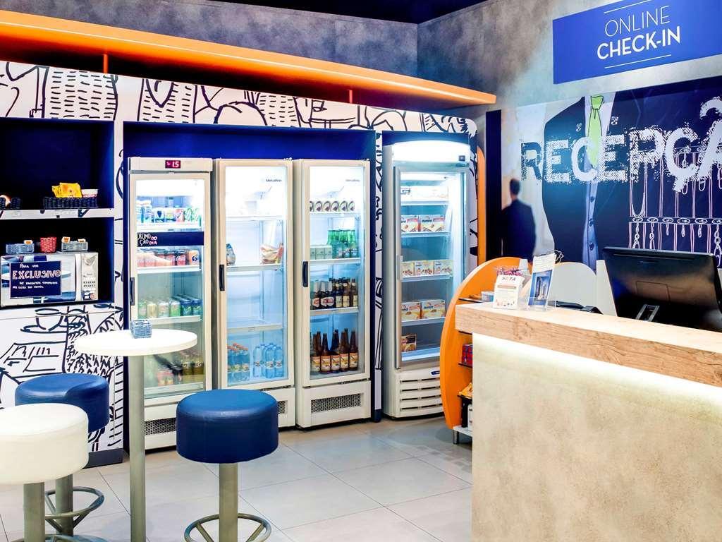 Ibis Budget Озаску Екстер'єр фото